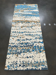 2'9"x7' Handmade Rug